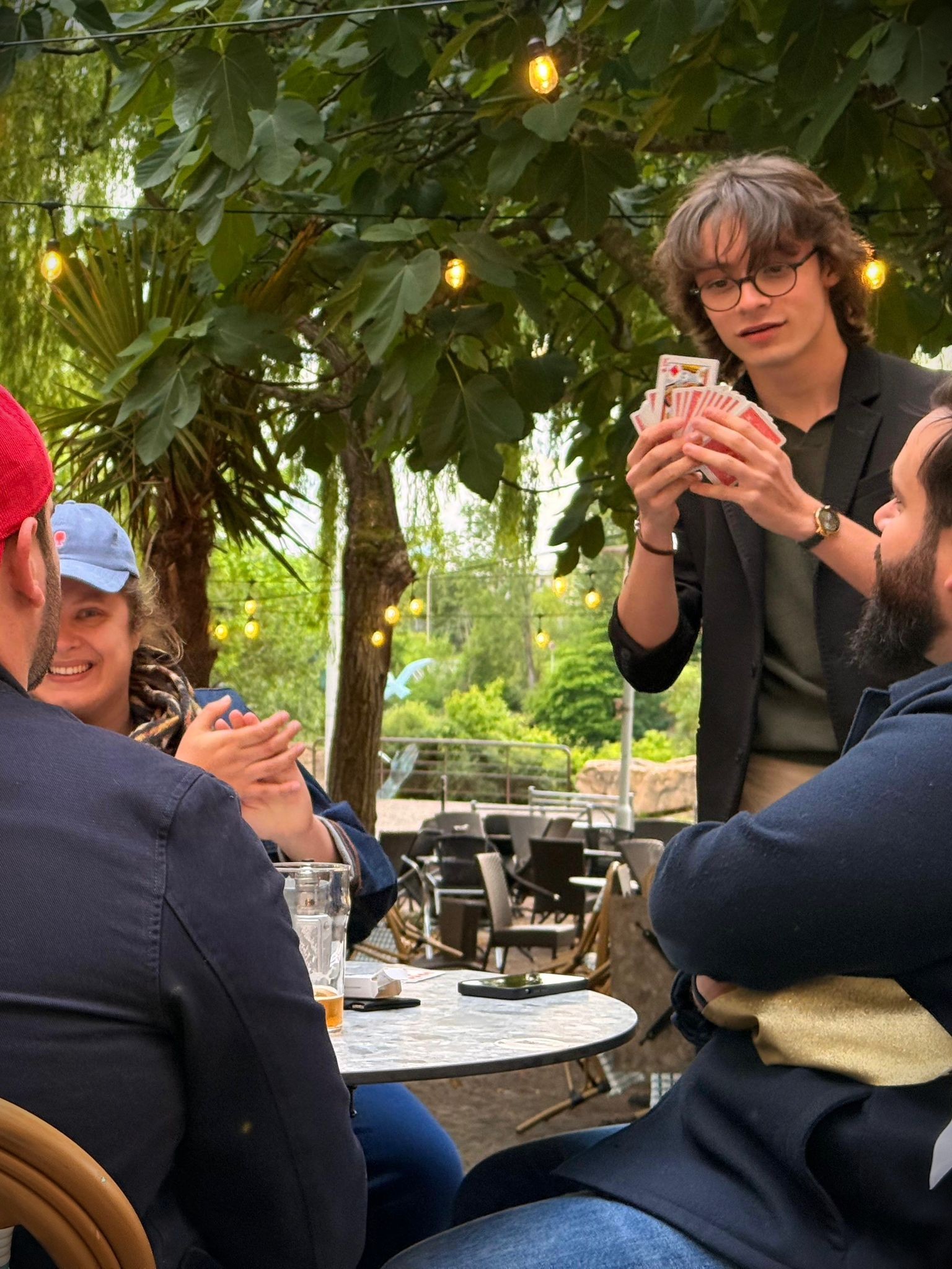 Magicien de table pour restaurant à Paris